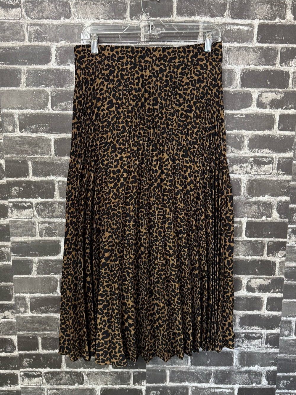 Max Studio pleated midi skirt brown animal leopard print
